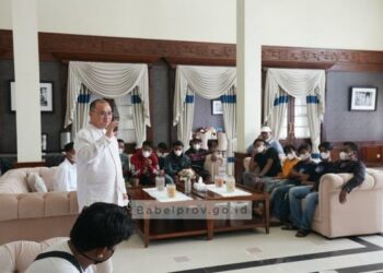 Izin Perusahaan Dicabut, Nelayan : Pak Gubernur Jangan Mundur