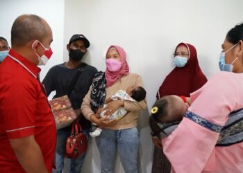 Operasi Bibir Sumbing Gratis oleh Rudianto Tjen, Molen : Semoga bermanfaat