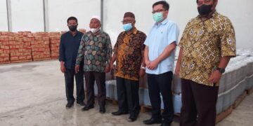 Pastikan Stok Sembako Aman Jelang Ramadhan, DPRD Pangkalpinang Lakukan Sidak Gudang Distributor Ini