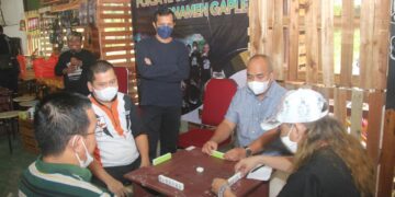 Usai Gelar Baksos di HPN 2022, Wartawan Pemkot Lanjutkan dengan Lomba Gaple