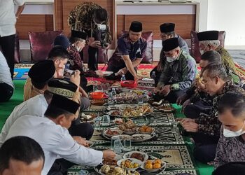 Wali Kota Pangkalpinang Sempatkan Hadiri Isra Miraj 1443 Hijriah