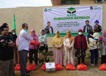 Jelang Penghujung Ramadhan, AMK Babel Bagikan 500 Paket Sembako ke Janda Lansia
