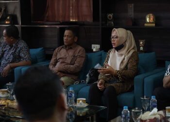 Bahas Tupoksi Pengawasan, Plt Ketua DPRD Babel Terima Kunjungan Kerja Komisi I DPRD Beltim