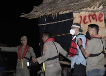 Pada Dini Hari, Pj Gubernur Ridwan Patroli Tambang Timah di Lokasi Ini