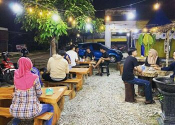 AQUILA Café Hadirkan Menu Steak Tenggiri di Pangkalpinang, Cocok untuk Melepas Penat