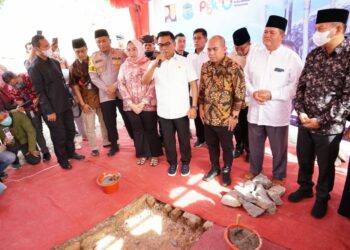 Peletakan Batu Pertama Masjid Agung Kubah Timah di Pangkalpinang