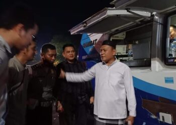 Apresiasi Samsat Keliling Belitung, Ketua DPRD Babel Herman Suhadi: Kalian Pahlawan PAD