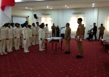 Wali Kota Pangkalpinang Kukuhkan Ikatan Pekerja Sosial Masyarakat
