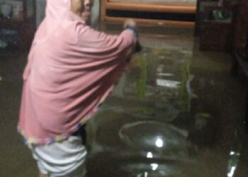 Tagana Evakuasi Warga Keretak Terdampak Banjir