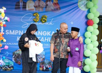 Molen Mengaku Sangat Terkesan Dengar Lantunan Ayat Suci Al-Quran oleh Siswa SMP 6