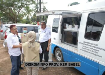 Serahkan Suplemen, Gubernur Berharap Angka Stunting Desa Rias Nol Persen