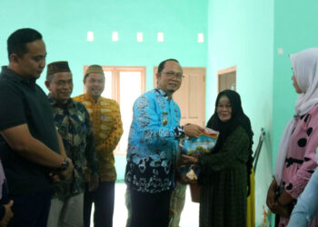 Sosialisasikan Program BSPS ke Warga, Bupati Bangka Tengah Algafry: gunakan sebagaimana mestinya