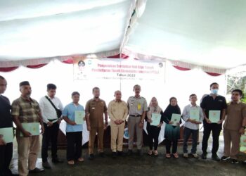 715 Warga Pangkalpinang Terima Sertifikat Tanah Program PTSL, Ini Pesan Molen kepada Masyarakat