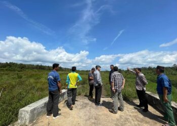 Anggota Komisi II DPRD Babel Tindaklanjuti Usulan Jalan Usaha Tani di Desa Paya Benua