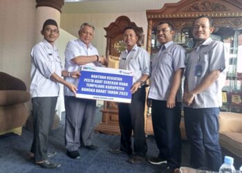 Dukung Pelestarian Tradisi Ruah Tempilang,  PT Timah Serahkan Bantuan ke Panitia Ruah