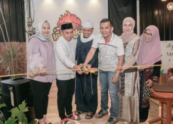 Wali Kota Molen Dan Ketua TP PKK Pangkalpinang Launching Iga Bakar D’Bronk