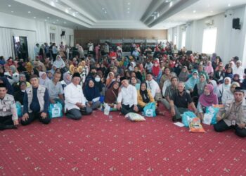 Jelang Ramadan, Molen Bersama Baznas Pangkalpinang Salurkan Zakat Ke 400 Kaum Duafa