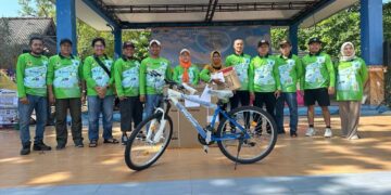 Pungut Sampah di Kawasan Wisata, Kolaborasi PT Timah Tbk dengan DLH Belitung Peringati Hari Lingkungan Hidup Sedunia