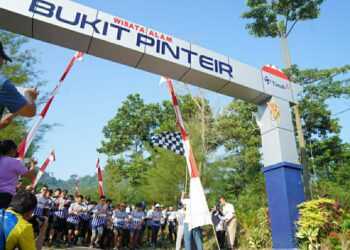 Promosikan dan Dukung Wisata Bukit Pinteir, PT Timah Tbk Gelar ‘Timah Trail Run 2023’