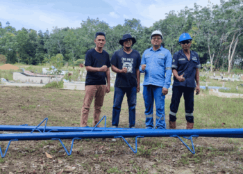 PT Timah Tbk Serahkan Tiang Lampu dari Hasil Daur Ulang Untuk Terangi Fasilitas Umum di Kundur 