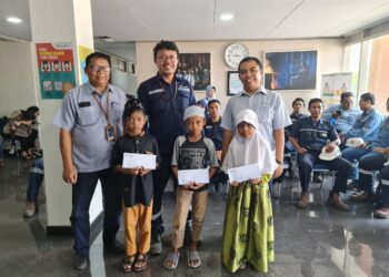 Bantu Masyarakat di Lingkar Tambang, PT Timah Tbk Santuni Anak Yatim di Bangka Barat