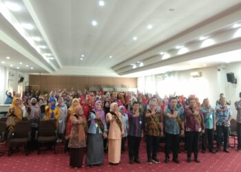 Walkot Molen Dikukuhkan Jadi Bapak Asuh Anak Stunting Kota Pangkalpinang