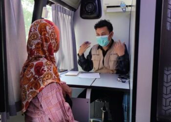 Antusias Warga Periksa Kesehatan Gratis di Mobil Sehat PT Timah Tbk di Desa Gemuruh