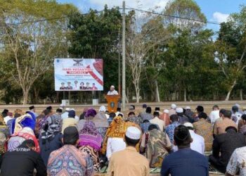 ASN Pemkab Bateng dan Masyarakat dan ASN Pemkab Bateng Shalat Istisqa Minta Hujan Turun