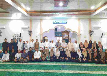 Ramadhan Berkah dengan Sedekah, Algafry Berikan Apresiasi Komunitas Kamen Desa Perlang