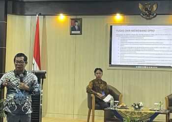 Hadiri Sekolah Parlemen di UBB, Anggota DPRD Babel Agung Setiawan sampaikan Pentingnya Kualitas Pemimpin