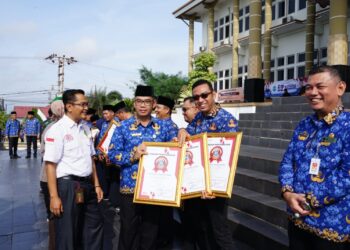  Sejumlah OPD Di Pemkot Pangkalpinang Terima Penghargaan di Hari Korpri Ke-52