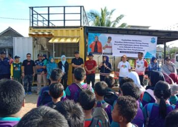 Pj Wali Kota Pangkalpinang Antusias Gotong Royong Bersama di Kelurahan Opas Indah