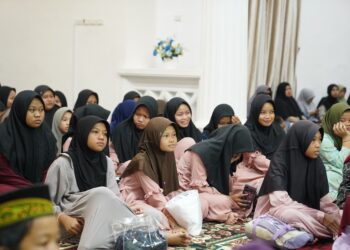 Pj Gubernur Babel dan Pj Wali Kota Lusje Buka Puasa bersama dengan anak yatim