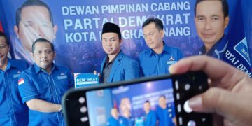 Rudi Kurniawan Ambil Formulir Partai Demokrat, Optimistis Maju Pilwako Pangkalpinang dan Lawan Petahana