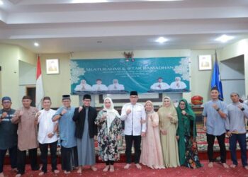 Pj Wako Pangkalpinang Buka Puasa Bersama Keluarga Besar Satpol PP Dan Damkar