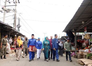 Pj Walkot Pangkalpinang Sidak Pasar, Stok Aman Jelang Lebaran