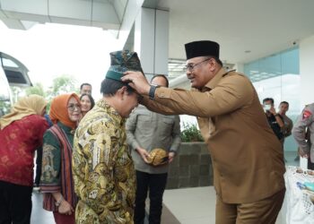 Pj Safrizal Sambut Kedatangan Menteri Desa Pembangunan Daerah Tertinggal dan Transmigrasi