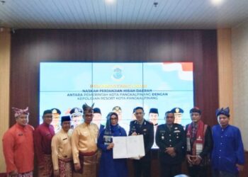Sukseskan Pemilukada, Pj Walikota dan Kapolresta Pangkalpinang Laksanakan Perjanjian Hibah Daerah