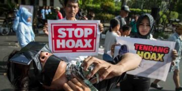 Hoaks Bertebaran di Media Sosial? Berikut Cara Menyikapinya