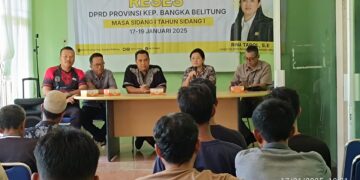 Serap Aspirasi Masyarakat di Lepar Pongok, Rina Tarol Terima Aduan Soal Dermaga hingga Kuota Gas untuk Nelayan