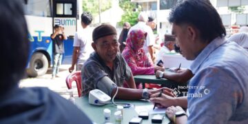 Warga Tanjung Ketapang Manfaatkan Berobat Gratis di Mobil Sehat PT Timah, Berharap Bisa Datang Kembali