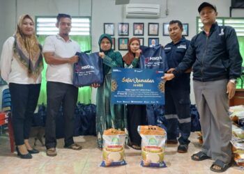 Penyaluran Bantuan Paket Sembako PT Timah di Bangka Barat