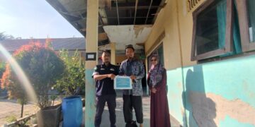 PT Timah Serahkan Bantuan untuk Madrasah Ibtidaiyah Darul Jannah 