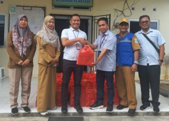 PT Timah Serahkan Bantuan Bagi Warga Pangkalpinang Terdampak Banjir