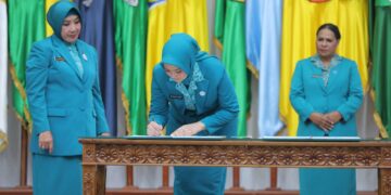Noni Hidayat Arsani Resmi Pimpin TP PKK dan Tim Posyandu Babel