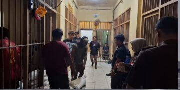 Polda Babel Serahkan 9 Tersangka Kasus Penyelundupan Pasir Timah ke Kejari Beltim