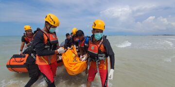 Loncat Dari Kapal di Perairan Tanjung Berikat, 2 ABK Ditemukan Meninggal Dunia