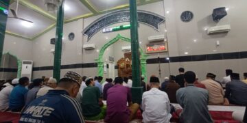 Safari Ramadan Pemkot Pangkalpinang di Masjid Al Ulya, 50 Warga Opas Indah Terima Santunan