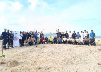 PT Timah Tanam Ratusan Pohon di Kabupaten Bangka Barat