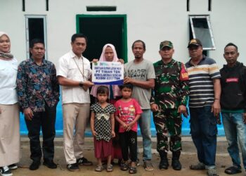 PT Timah Bangun Tiga Rumah Layak Huni untuk Masyarakat 